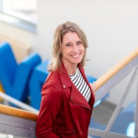 Claire Van 'T Hof