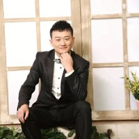 李德龙
