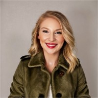 Amanda English