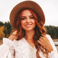 Юлия Останина