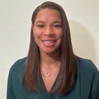 Alexandra Walden, Mba