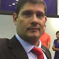 C Eduardo Queiroz