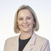 Claire Macmillan