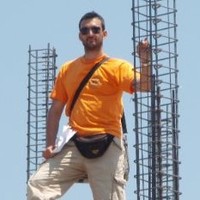 Μιχάλης Τερεζάκης