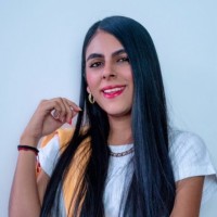 Paula Pineda