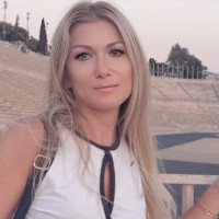 Lucy Varzaru