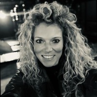 Gabrielle Van Der Veer