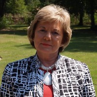 Beverly Giles