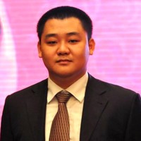 庞赫然