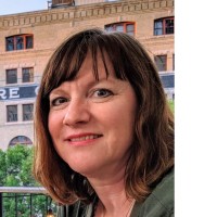 Suzanne Mcelroy