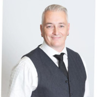 Simon Bell