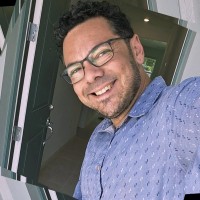 Edward Morales