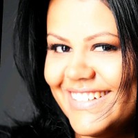 Thayse Correa