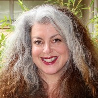Debbie Toth