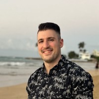 Austin Arakelian