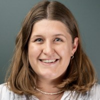 Julie Hau