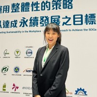 LI-LING HO