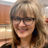 Traci Schallau