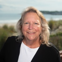Cynthia Leonard