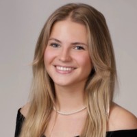 Mandi Akins