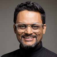 Karthik Vijayakumar 👻