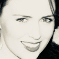 Vivienne Ross