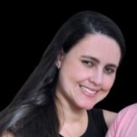 Luciana Aleixo Tavares