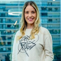 Thais Martins