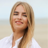 Gwen Van Der Velde