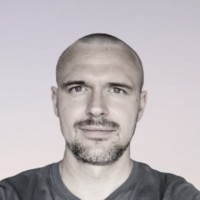 .Ross Carrick