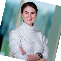 Alicia Faust