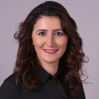 Esra Betül Kale