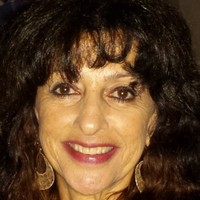 CAROLE MARKS