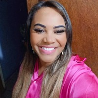 Karen Oliveira