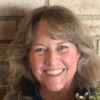 Karen Price-Eakins, AIC