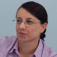 Elaine Pires