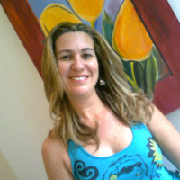 VIVIANE MOURA