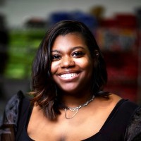 Alana M Bufford