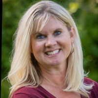 Betsy Bertelsen, Rn, Bsn