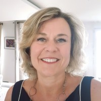 Valérie Gilles