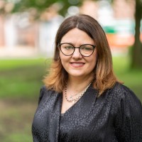 Angela Yore (Fin/Tech PR)