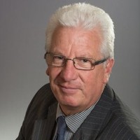 Robin Bailey