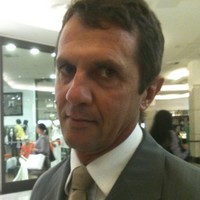 Roberto H Corazza