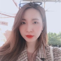 Thi Van Anh Le