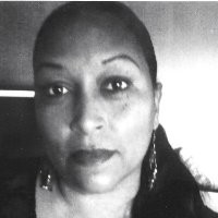Lynne R.