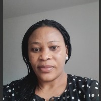 Lesly Taku Oben