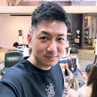 許冠今