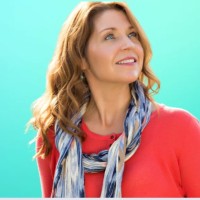 Stephani Roberts, Consultant