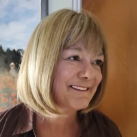 Glenda Perry
