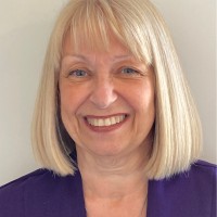 Karen Rayner